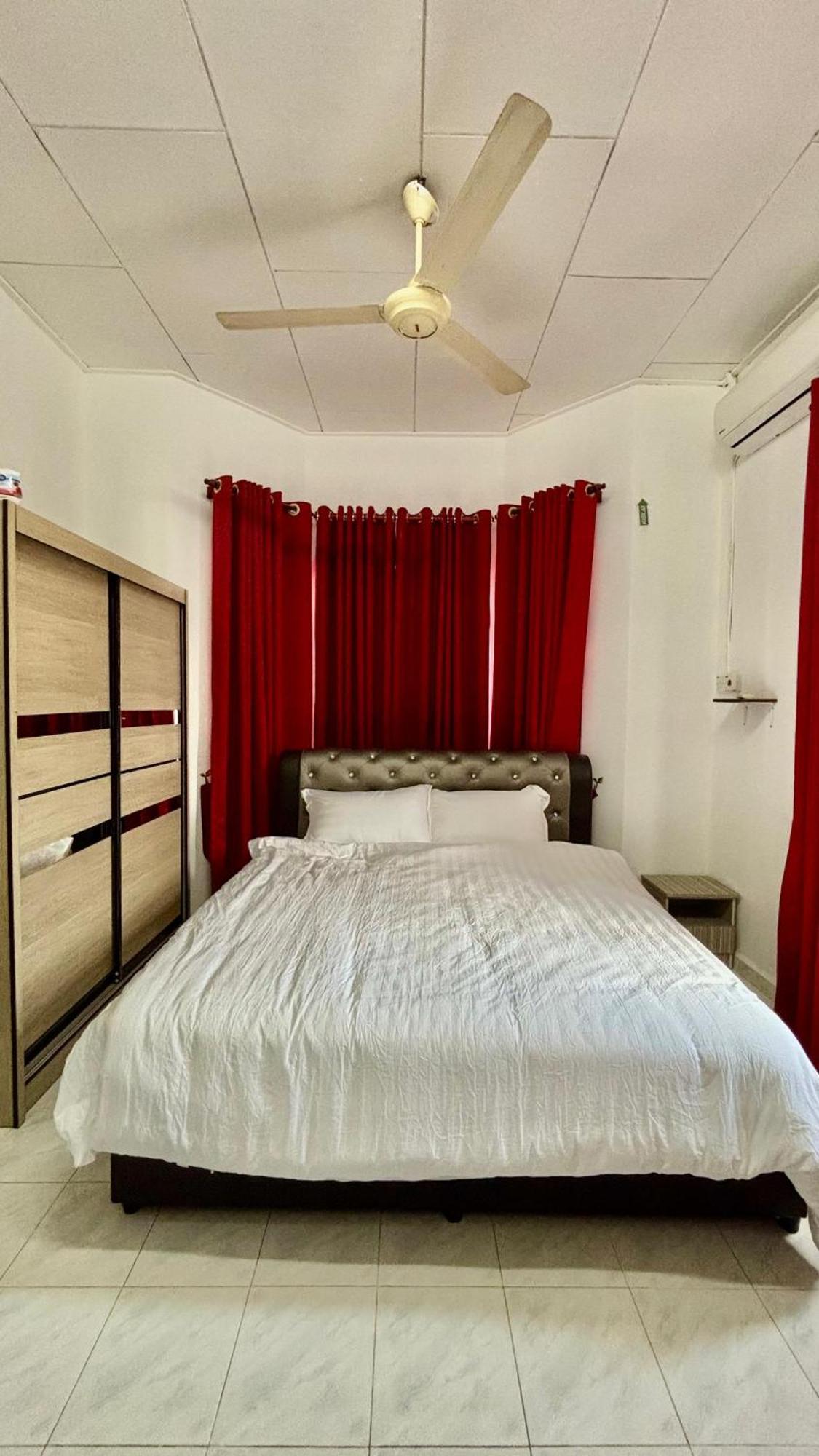 D'Bali Homestay - Private Swimming Pool, Netflix, Internet Wifi ,Cuckoo, Internet Wifi , Dryer, Washing Machine, Aircond Setiap Bilik & Ruang Tamu Пасир Путех Экстерьер фото